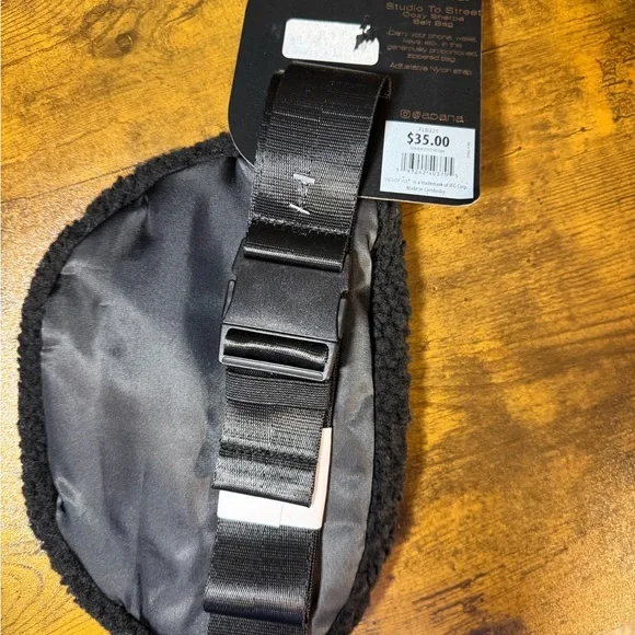 Apana Studio to Street Belt Bag. NWT - Picture 4 of 8